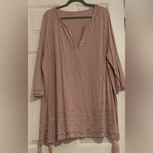 Cotton tunic with detail